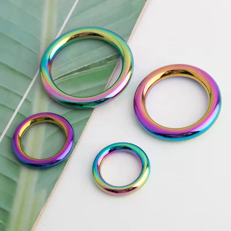 16mm 18mm 25mm 30mm Durable Metal Rainbow Solid Cast O Ring for Luggage, front view