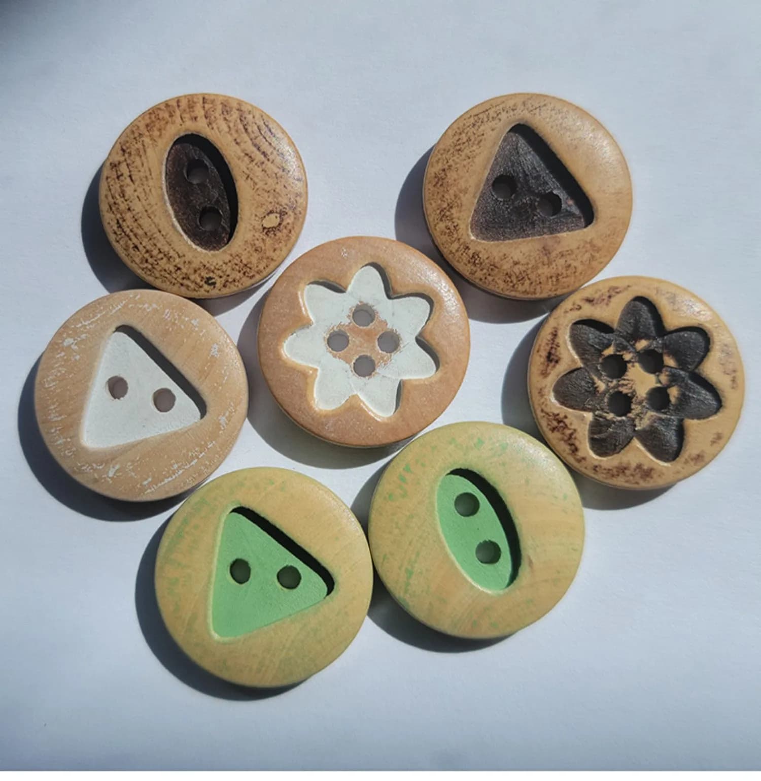 4-Holes Nature Wood Buttons Triangular Flower and for Stylish Sweaters, front view