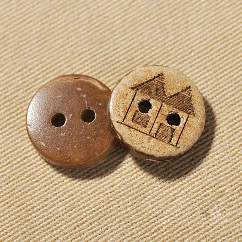Customized Acceptable 2-Hole Coconut Button Eco-Friendly DIY Design for House, front view