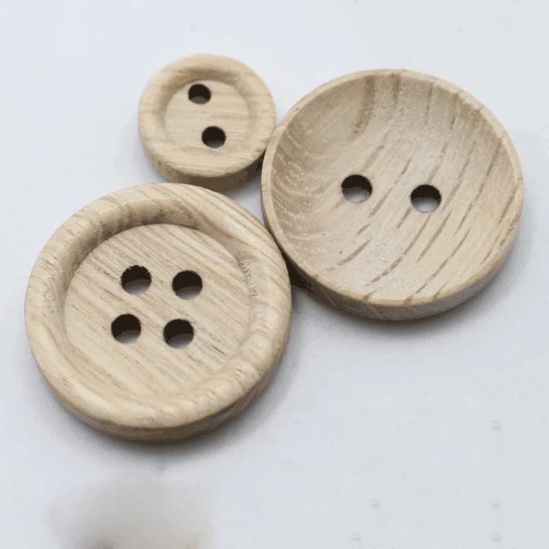 Customizable Wooden Sewing Buttons 2 Holes 4 Holes for Clothing Bags Shoes, front view