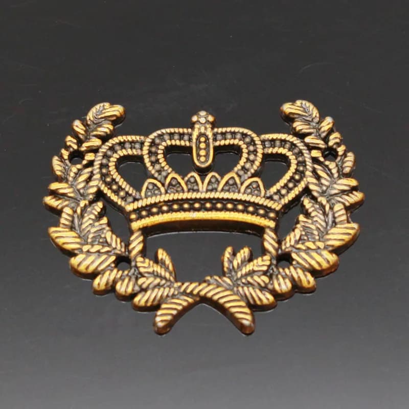 Customized Logo British Style Retro Luxury Classic Antique Zinc Alloy Crown Metal Badge for School Uniform-Trendy Professional - view 1