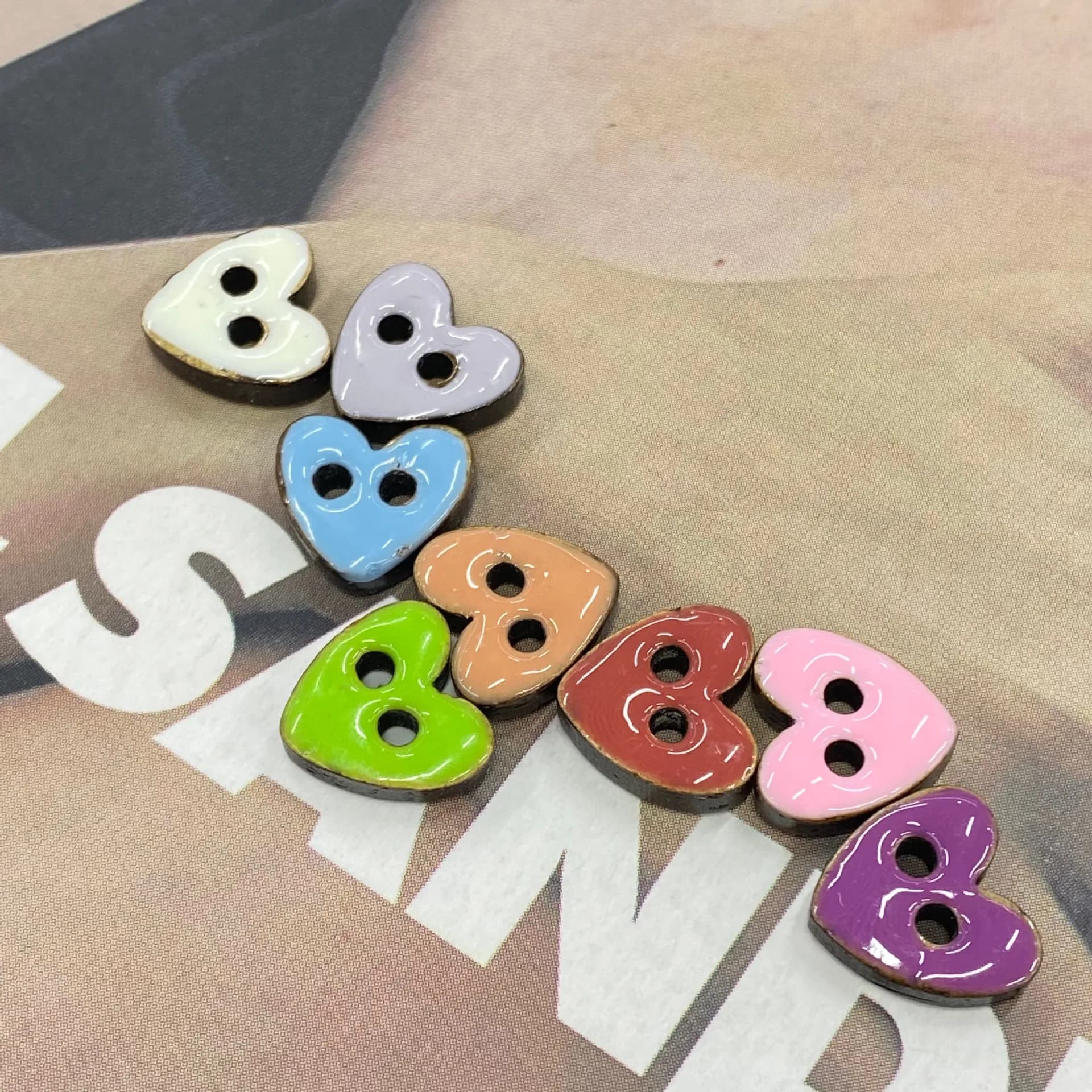 11.5mm Pink Red Purple Blue White Natural Eco-Friendly 2-Holes Flatback Heart, front view