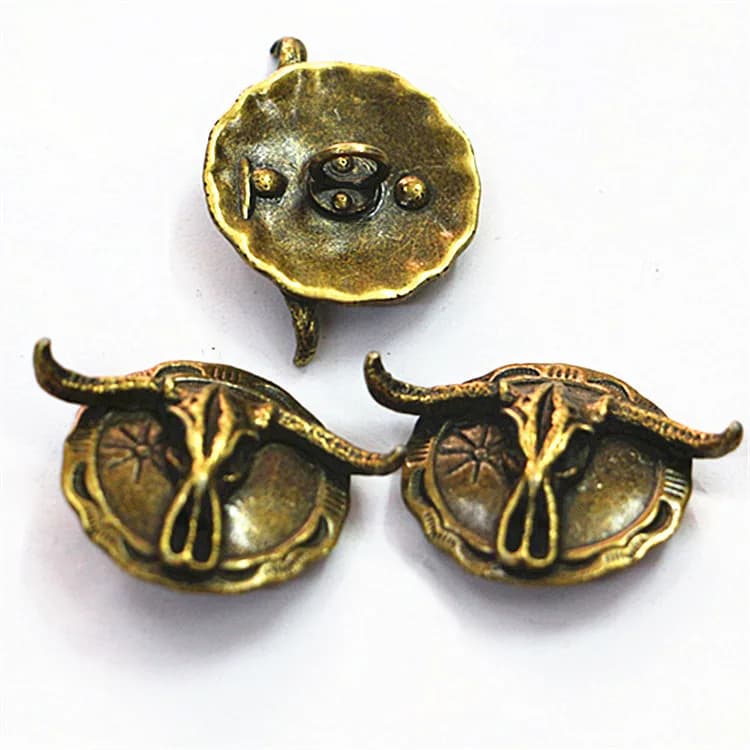 30mm Fashion Design Bull Head Conchos Custom Belt Buckle Personalized Metal, front view