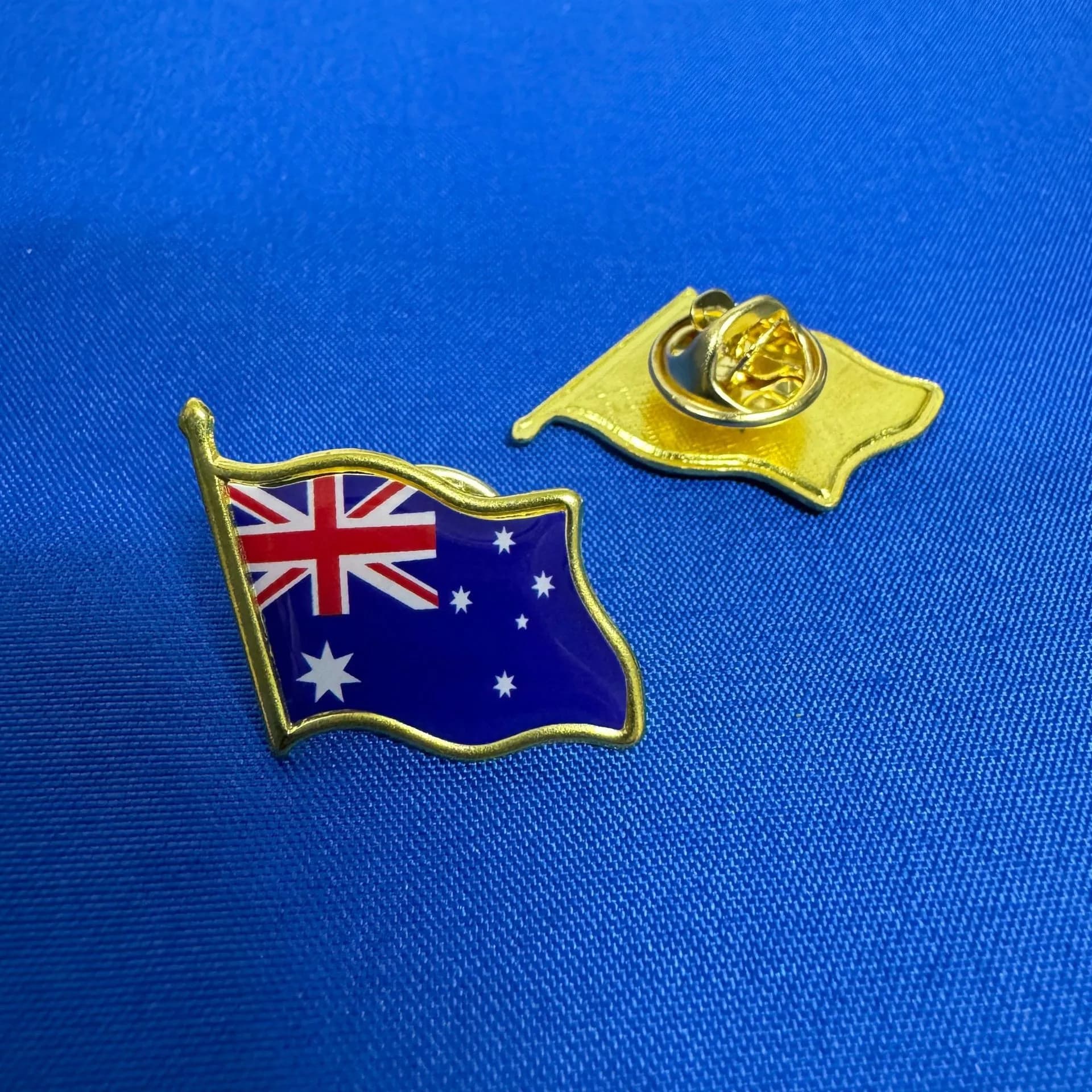 Australian Flag Brooch Custom Enamel Hat Pins Crystal Glue Alloy Jewelry Badge for Caps Jackets Made Durable Metal - view 1