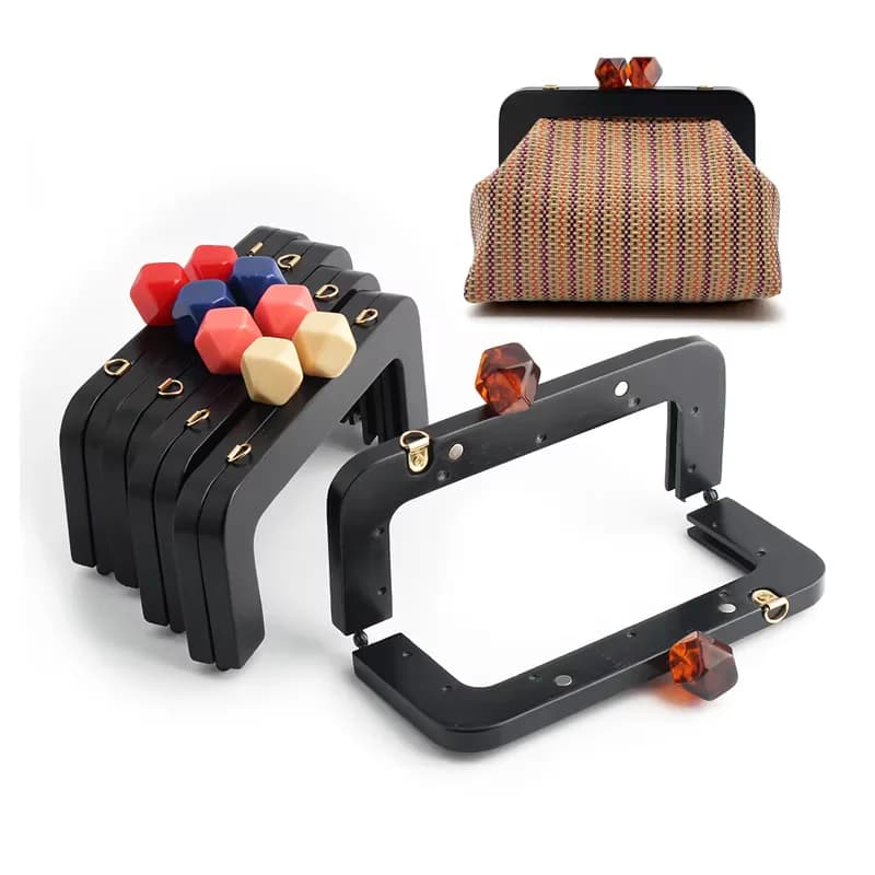 20x8cm Black Kiss Closure Bag Handle - Wooden Clasp with Modern Design, front view
